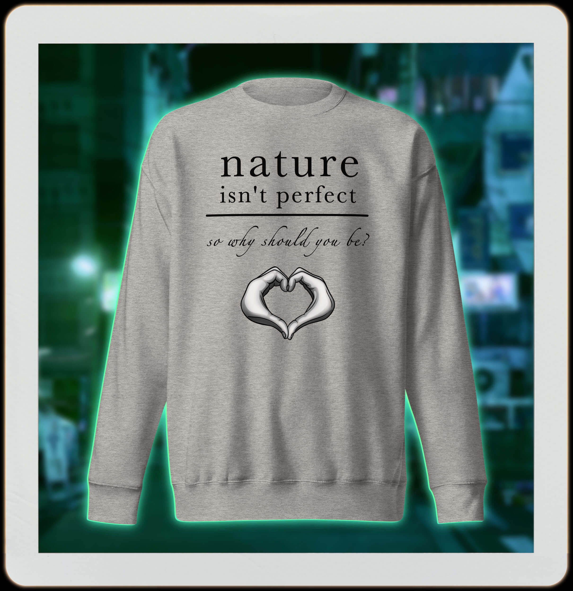 Grå genser med naturtema